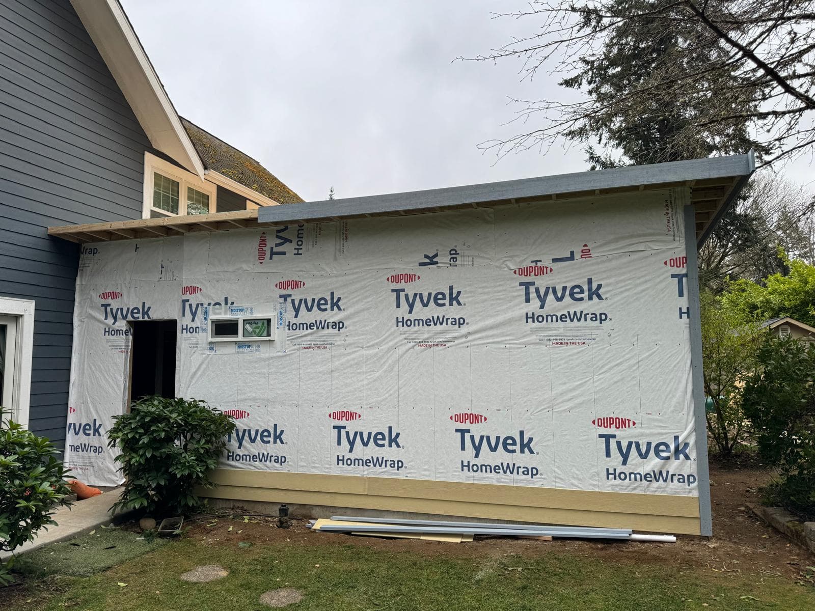 Tyvek house wrap (dry-in)