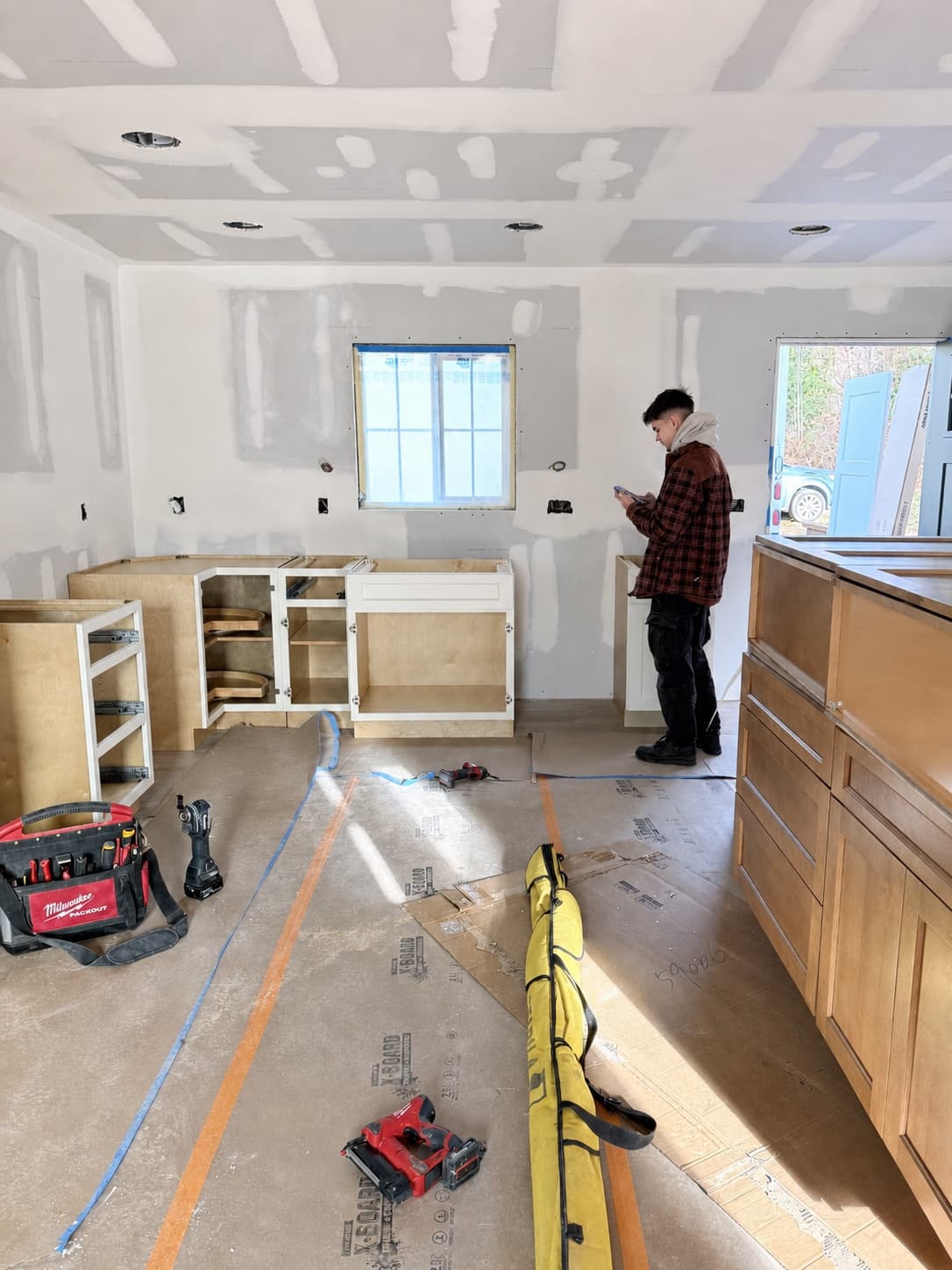 Cabinet drop
