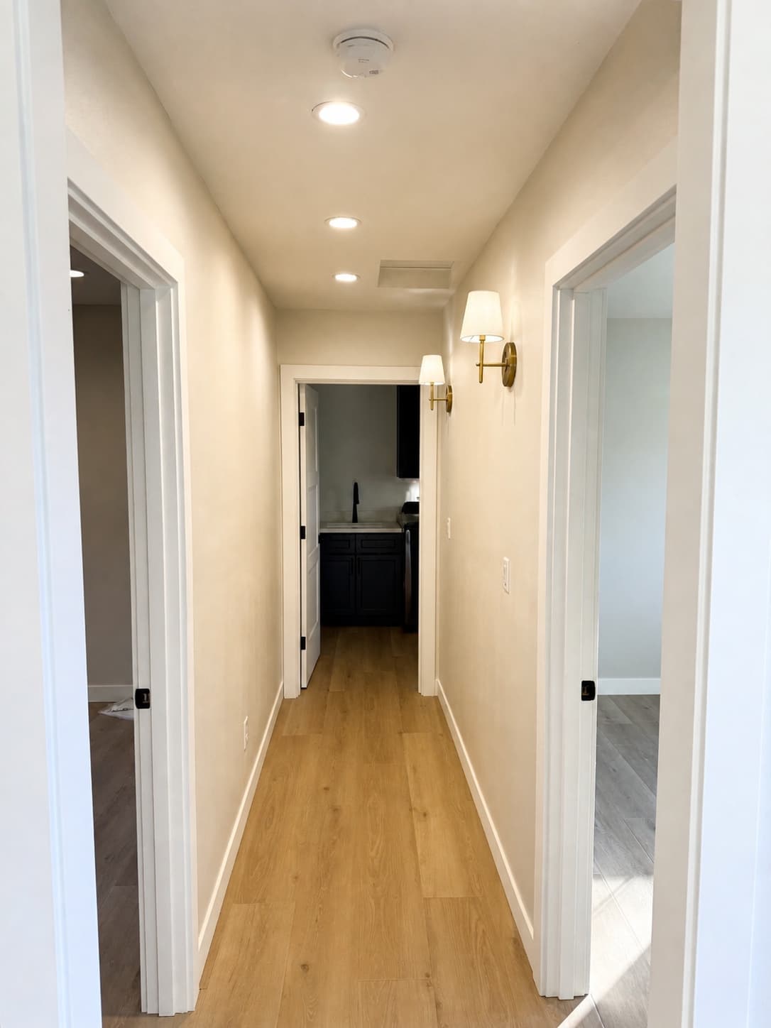 Interior reveal
